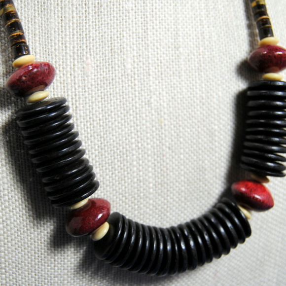 Wooden Bead Necklace Bold Statement African Design - Picture 3 of 5